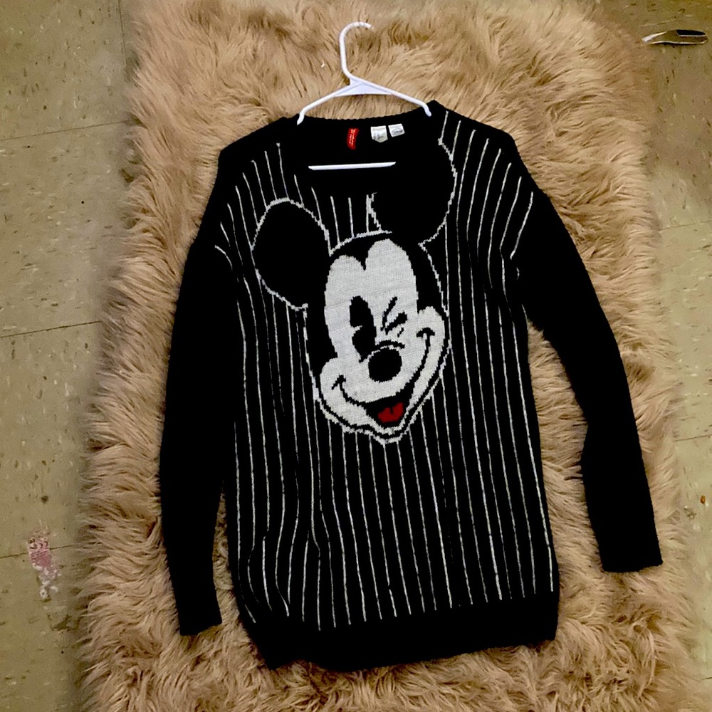 Mickey Mouse sweater